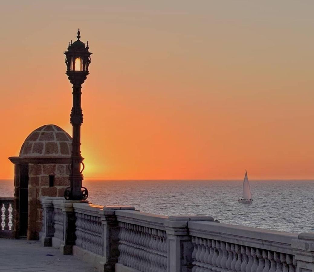 El Rincon De La Caleta Lejlighed Cádiz Eksteriør billede